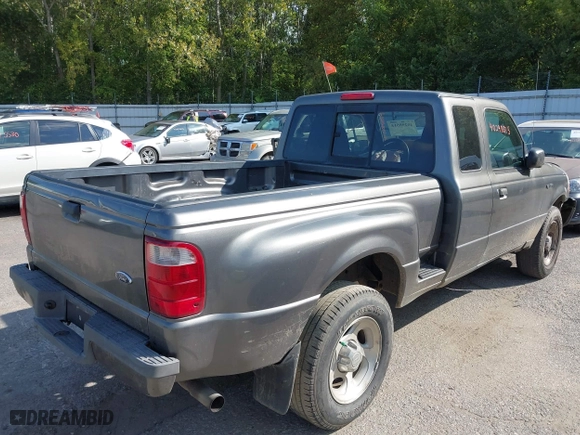 2004 Ford Ranger XL with VIN 1FTYR14U34PA73081, listed as a IAAI auction lot 40298515 with 265,466 mi miles. Bid and sale history available at carsss.com. Image 4.