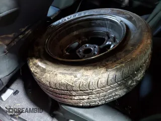2017 Toyota RAV4 LE z VIN JTMBFREV7HJ123820, wystawiony jako Copart lot #56387685 z przebiegiem 35 008 mil mil oraz Szkoda całkowita • Salvage title. Historia ofert i sprzedaży dostępna na DreamBid. Obrazek 12.