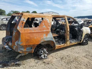 2021 Chevrolet Tahoe Z71 with VIN 1GNSKPKD1MR335787, listed as a Copart auction lot 68791184 with 0 mi miles and Non Repairable. Bid and sale history available at carsss.com. Image 3.
