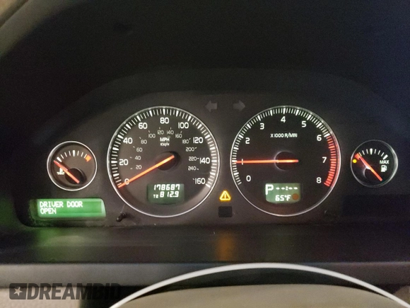 2005 Volvo XC90 with VIN YV1CZ911051142746, listed as a Copart auction lot 55519595 with 178,687 mi miles and Clean Title. Bid and sale history available at DreamBid. Image 9.
