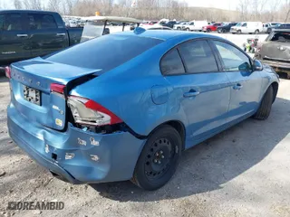2014 Volvo S60 T5 with VIN YV1612FS4E2272522, listed as a IAAI auction lot 42037924 with 161,350 mi miles. Bid and sale history available at carsss.com. Image 4.