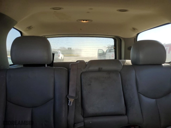 2004 Chevrolet Tahoe LT with VIN 1GNEC13Z44R251044, listed as a Copart auction lot 48021795 with 202,105 mi miles and Salvage Title. Bid and sale history available at carsss.com. Image 10.