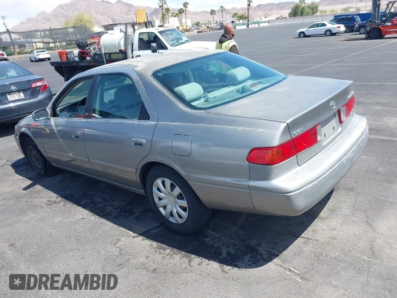 2000 Toyota Camry LE z VIN JT2BF22K4Y0286019, wystawiony jako IAAI lot #42083096 z przebiegiem 191 195 mil mil oraz . Historia ofert i sprzedaży dostępna na DreamBid. Obrazek 3.