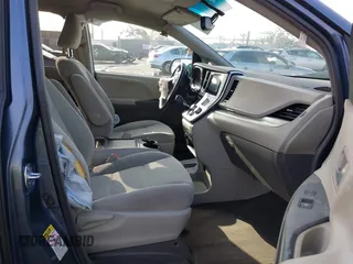 2017 Toyota Sienna LE Auto Access Seat with VIN 5TDKZ3DC7HS875279, listed as a IAAI auction lot 41147375 with 59,837 mi miles and . Bid and sale history available at DreamBid. Image 5.