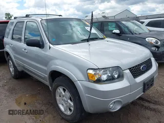 2007 Ford Escape Limited с VIN 1FMCU94157KB07306, выставлен на аукционе IAAI как лот 42324168 с пробегом 159 545 миль миль и . История ставок и продаж доступна на DreamBid. Изображение 1.