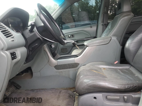 2003 Honda Pilot EX z VIN 2HKYF18523H619553, wystawiony jako Copart lot #58941715 z przebiegiem 281 041 mil mil oraz Szkoda całkowita • Salvage title. Historia ofert i sprzedaży dostępna na DreamBid. Obrazek 7.