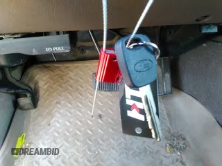 2000 Ford Excursion Limited с VIN 1FMNU42S4YED24286, выставлен на аукционе IAAI как лот 41457136 с пробегом 361 296 миль миль и . История ставок и продаж доступна на DreamBid. Изображение 11.
