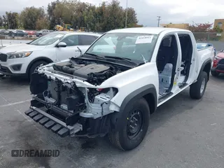 2023 Toyota Tacoma SR с VIN 3TMCZ5AN3PM649180, выставлен на аукционе IAAI как лот 42418511 с пробегом 11 275 миль миль и . История ставок и продаж доступна на DreamBid. Изображение 2.