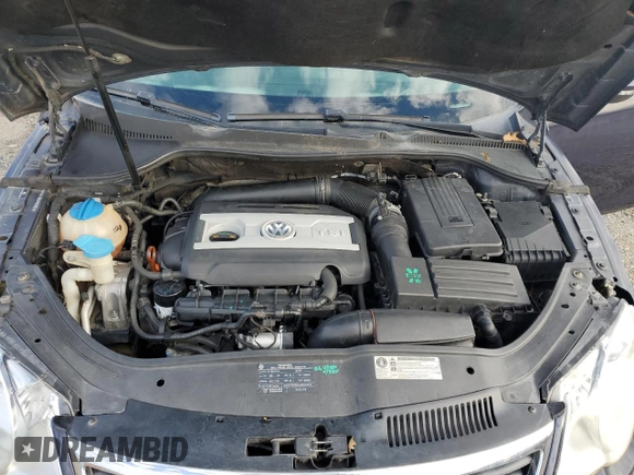 2011 Volkswagen Eos Komfort with VIN WVWBW7AH5BV002823, listed as a Copart auction lot 46122135 with 137,277 mi miles and Clean Title. Bid and sale history available at DreamBid. Image 11.