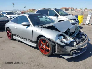 2002 Porsche 911 z VIN WP0BA29982S635509, wystawiony jako IAAI lot #41999673 z przebiegiem 161 424 mil mil oraz . Historia ofert i sprzedaży dostępna na DreamBid. Obrazek 1.
