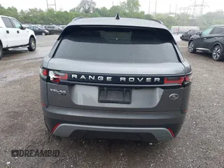 2018 Land Rover Range Rover Velar S с VIN SALYB2RX3JA771467, выставлен на аукционе IAAI как лот 42232801 с пробегом 108 139 миль миль и . История ставок и продаж доступна на DreamBid. Изображение 17.