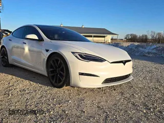2021 Tesla Model S Plaid with VIN 5YJSA1E62MF438292, listed as a Copart auction lot 43340495 with 11,795 mi miles and Clean Title. Bid and sale history available at carsss.com. Image 1.