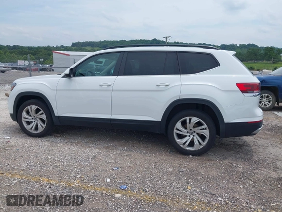 2021 Volkswagen Atlas SE with VIN 1V2HR2CA7MC556625, listed as a IAAI auction lot 42401730 with 75,261 mi miles and . Bid and sale history available at DreamBid. Image 14.