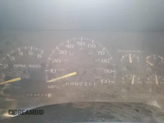 1997 GMC Sierra 1500 z VIN 2GTEK19R3V1548058, wystawiony jako Copart lot #45577845 z przebiegiem 229 738 mil mil oraz Szkoda całkowita • Salvage title. Historia ofert i sprzedaży dostępna na DreamBid. Obrazek 9.