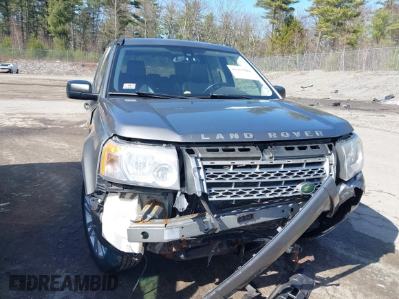 2010 Land Rover LR2 HSE with VIN SALFR2BN2AH188939, listed as a IAAI auction lot 41957944 with 89,881 mi miles and . Bid and sale history available at DreamBid. Image 6.