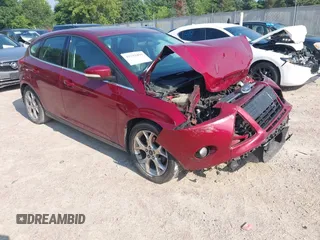 2014 Ford Focus Titanium z VIN 1FADP3N22EL381967, wystawiony jako IAAI lot #42782495 z przebiegiem 160 503 mil mil oraz . Historia ofert i sprzedaży dostępna na DreamBid. Obrazek 1.