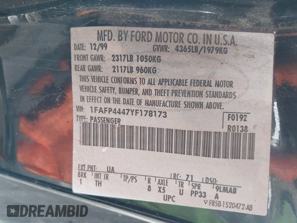 2000 Ford Mustang with VIN 1FAFP4447YF178173, listed as a IAAI auction lot 41506204 with 157,370 mi miles. Bid and sale history available at carsss.com. Image 9.