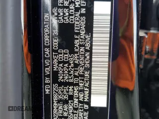 2021 Volvo XC60 R-Design z VIN YV4A22RM9M1887255, wystawiony jako Copart lot #49190384 z przebiegiem 38 905 mil mil oraz Szkoda całkowita • Salvage title. Historia ofert i sprzedaży dostępna na DreamBid. Obrazek 13.