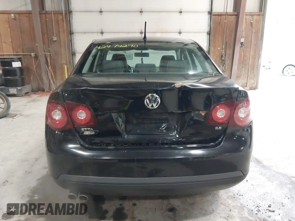 2010 Volkswagen Jetta Limited Edition with VIN 3VWAZ7AJ4AM114279, listed as a IAAI auction lot 42474290 with 170,585 mi miles and . Bid and sale history available at DreamBid. Image 6.