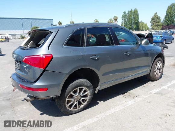 2012 Audi Q5 Premium Plus z VIN WA1LFAFP8CA062745, wystawiony jako IAAI lot #42409442 z przebiegiem 140 159 mil mil oraz . Historia ofert i sprzedaży dostępna na DreamBid. Obrazek 4.
