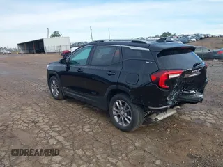 2022 GMC Terrain SLT z VIN 3GKALPEV7NL271077, wystawiony jako IAAI lot #41844024 z przebiegiem 74 823 mil mil oraz . Historia ofert i sprzedaży dostępna na DreamBid. Obrazek 3.