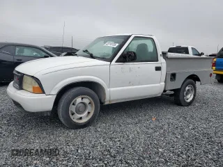 2001 GMC Sonoma SL with VIN 1GTCS145418107204, listed as a Copart auction lot 42218135 with 187,009 mi miles and Clean Title. Bid and sale history available at carsss.com. Image 1.