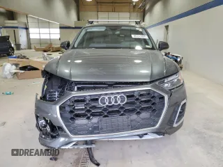 2024 Audi Q5 S line Premium with VIN WA1GAAFY2R2070562, listed as a Copart auction lot 86247894 with 2,437 mi miles and Salvage Title. Bid and sale history available at carsss.com. Image 5.