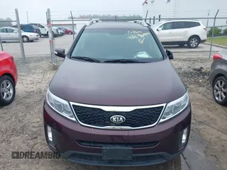 2015 Kia Sorento LX with VIN 5XYKTDA76FG565178, listed as a IAAI auction lot 42196426 with 160,933 mi miles. Bid and sale history available at carsss.com. Image 6.