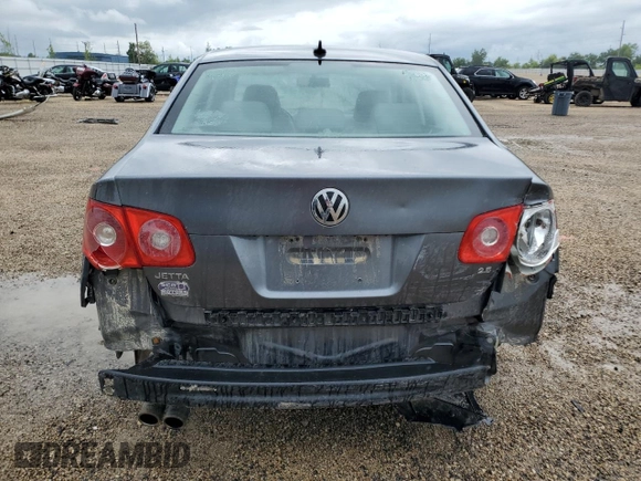 2007 Volkswagen Jetta 2.5 z VIN 3VWSF71K57M106657, wystawiony jako Copart lot #61479105 z przebiegiem 94 898 mil mil oraz Szkoda całkowita • Salvage title. Historia ofert i sprzedaży dostępna na DreamBid. Obrazek 6.