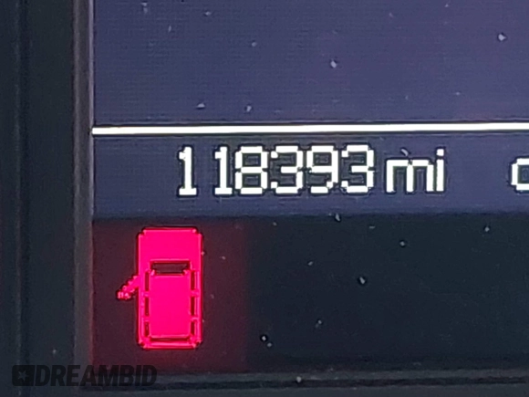 2015 Chrysler Town & Country Touring with VIN 2C4RC1BG4FR755536, listed as a IAAI auction lot 41769040 with 118,393 mi miles and . Bid and sale history available at DreamBid. Image 15.