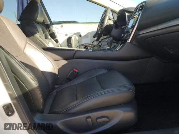 2017 Nissan Maxima SV z VIN 1N4AA6AP1HC416851, wystawiony jako Copart lot #83964264 z przebiegiem 90 717 mil mil oraz Szkoda całkowita • Salvage title. Historia ofert i sprzedaży dostępna na DreamBid. Obrazek 7.