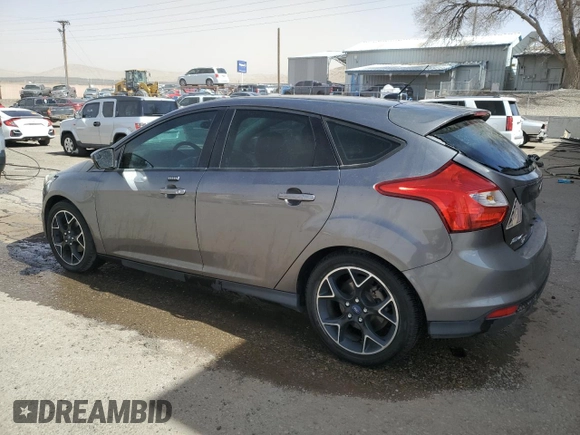 2014 Ford Focus SE with VIN 1FADP3K27EL123755, listed as a Copart auction lot 46422215 with 186,183 mi miles and Salvage Title. Bid and sale history available at carsss.com. Image 2.