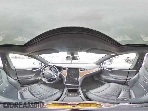 2017 Tesla Model S 100D z VIN 5YJSA1E20HF192300, wystawiony jako Copart lot #52931815 z przebiegiem 93 916 mil mil oraz Szkoda całkowita • Salvage title. Historia ofert i sprzedaży dostępna na DreamBid. Obrazek 13.