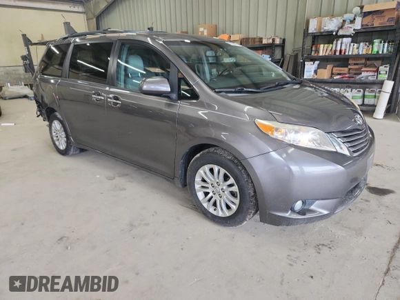 2017 Toyota Sienna XLE Auto Access Seat with VIN 5TDYZ3DC3HS851961, listed as a Copart auction lot 62155305 with 121,143 mi miles and Salvage title. Bid and sale history available at DreamBid. Image 4.