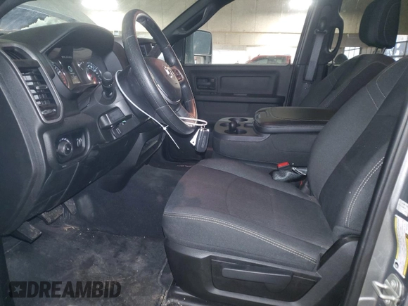 2024 Ram 3500 Tradesman with VIN 3C63RRGL9RG242843, listed as a Copart auction lot 84897484 with 827 mi miles and Salvage Title. Bid and sale history available at carsss.com. Image 7.
