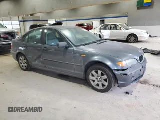 2002 BMW 3 Series 325i with VIN WBAET37472NG77348, listed as a Copart auction lot 45745075 with 97,787 mi miles and Salvage Title. Bid and sale history available at carsss.com. Image 4.