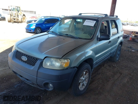 2005 Ford Escape XLT с VIN 1FMYU03125DA13534, выставлен на аукционе IAAI как лот 42699652 с пробегом 118 219 миль миль и . История ставок и продаж доступна на DreamBid. Изображение 2.