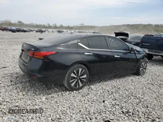2021 Nissan Altima SV with VIN 1N4BL4DV6MN334397, listed as a Copart auction lot 53018595 with Not Provided miles and Clean Title. Bid and sale history available at carsss.com. Image 3.
