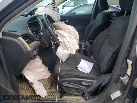 2016 Jeep Cherokee Latitude with VIN 1C4PJMCB4GW153990, listed as a Copart auction lot 53812285 with 0 mi miles and Clean Title. Bid and sale history available at carsss.com. Image 7.