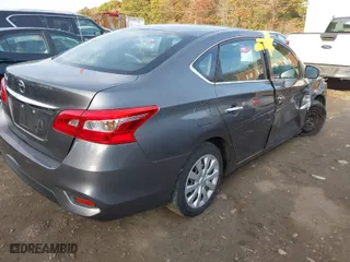 2019 Nissan Sentra S with VIN 3N1AB7AP4KY276406, listed as a IAAI auction lot 41956625 with 36,332 mi miles. Bid and sale history available at carsss.com. Image 4.