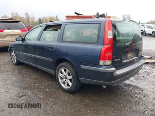 2002 Volvo V70 with VIN YV1SW58D921186348, listed as a IAAI auction lot 40729522 with 159,385 mi miles and . Bid and sale history available at DreamBid. Image 3.