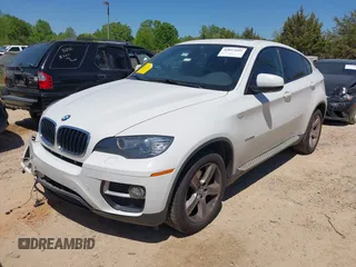 2014 BMW X6 xDrive35i with VIN 5UXFG2C53E0C44047, listed as a IAAI auction lot 42057685 with 145,912 mi miles. Bid and sale history available at carsss.com. Image 17.