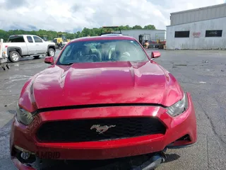 2017 Ford Mustang EcoBoost z VIN 1FA6P8TH7H5295141, wystawiony jako IAAI lot #42257611 z przebiegiem 66 490 mil mil oraz . Historia ofert i sprzedaży dostępna na DreamBid. Obrazek 12.