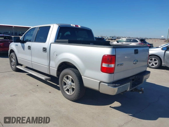 2008 Ford F-150 XL with VIN 1FTRW12W88FB11028, listed as a IAAI auction lot 41662475 with 237,135 mi miles. Bid and sale history available at carsss.com. Image 3.
