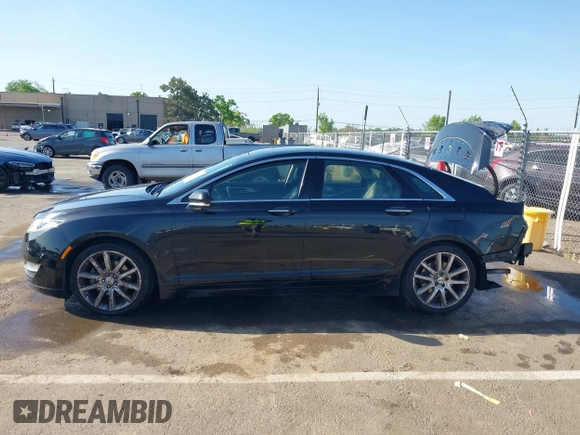 2016 Lincoln MKZ with VIN 3LN6L2G95GR632533, listed as a IAAI auction lot 42099399 with 131,639 mi miles and . Bid and sale history available at DreamBid. Image 15.