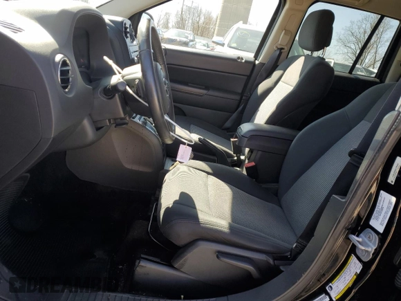 2013 Jeep Compass Latitude with VIN 1C4NJDEB8DD280267, listed as a Copart auction lot 50994085 with 98,115 mi miles and Clean Title. Bid and sale history available at carsss.com. Image 7.