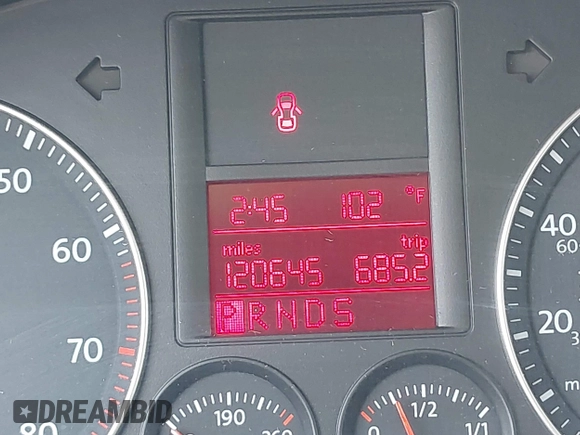 2009 Volkswagen Jetta SE with VIN 3VWRM71K59M137348, listed as a IAAI auction lot 42285086 with 120,645 mi miles and . Bid and sale history available at DreamBid. Image 15.