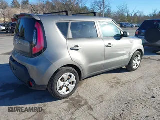 2014 Kia Soul with VIN KNDJN2A29E7032798, listed as a IAAI auction lot 41222668 with 187,564 mi miles. Bid and sale history available at carsss.com. Image 4.
