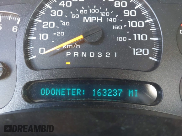 2005 Chevrolet Silverado 1500 LS z VIN 2GCEC13TX51171276, wystawiony jako IAAI lot #41861847 z przebiegiem 163 237 mil mil oraz . Historia ofert i sprzedaży dostępna na DreamBid. Obrazek 15.