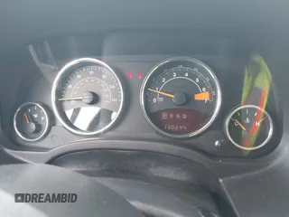 2016 Jeep Compass Latitude с VIN 1C4NJCEA3GD665807, выставлен на аукционе IAAI как лот 42147138 с пробегом 130 244 миль миль и . История ставок и продаж доступна на DreamBid. Изображение 7.